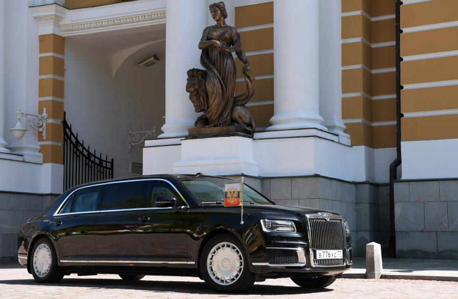  Aurus Senat Limousine (41231SB) 2018 года  (фото 8 из 16)